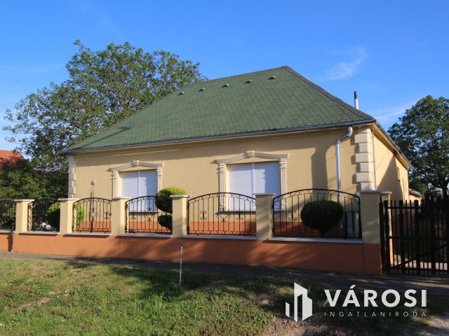 Felújított ház, a csendes Nemeskocson