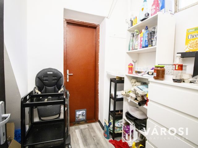 Fiatalos, tégla családi ház Jaminában